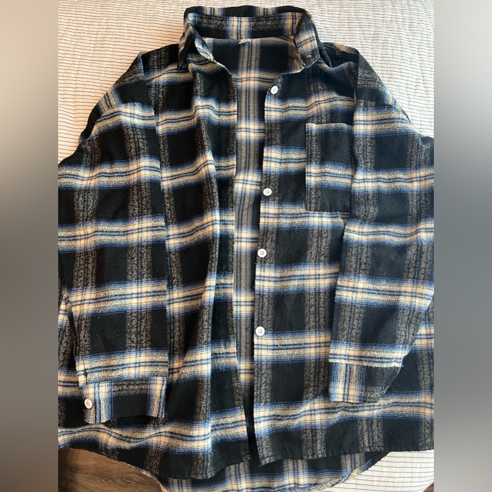 Used Yesstyle Flannel Blue and White